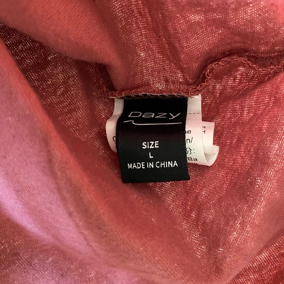 Bundle of 2 SHEIN graphic shirts. Size large & medium - Picture 7 of 8